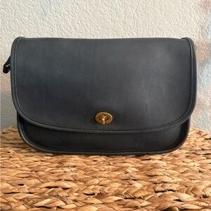 Vintage Coach NAVY CITY bag 9790